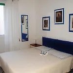 Casa Tarragona לינה וארוחת בוקר