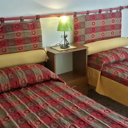 Casa Tarragona * אלגהרו