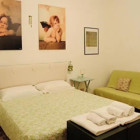 Casa Tarragona Bed & Breakfast